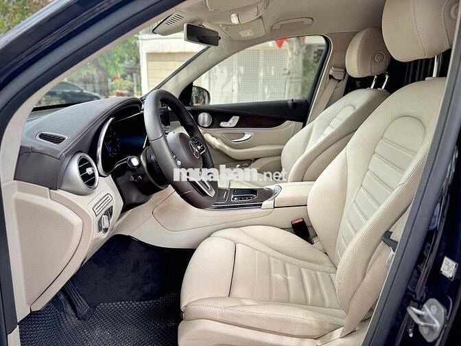 Mercedes Benz GLC 200 4matic model 2020 1 chủ