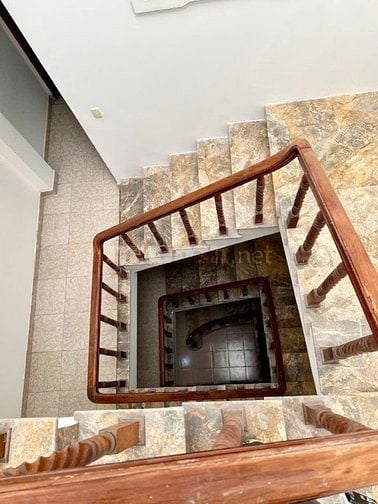 NGÓ XEM ! NHÀ MẶT TIỀN CHỢ LỚN P11 Q6 (4X20) LỬNG 3 TẦNG. CHỈ 17 TỶ TL