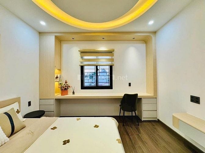 Chính chủ bán nhà 56m2 xây 5 lầu Đoàn Như Hải,Q4. Gần cầu Khánh Hội.