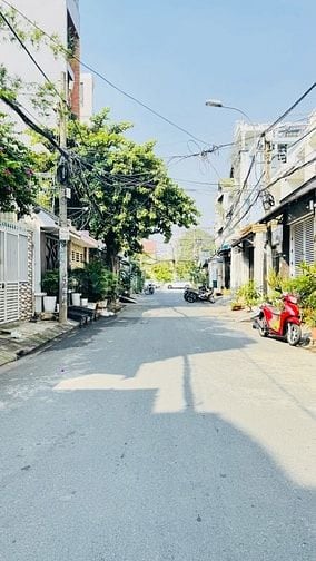 Bán nhà mặt tiền đường số 33 , 61m2 ,nhỉnh 10 Tỷ 