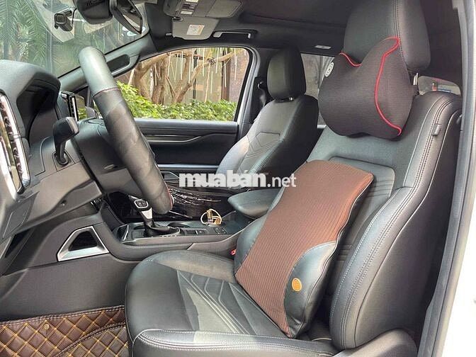 Ford Everest 2024 Titanium 2.0L 4x2 AT - 11000 km