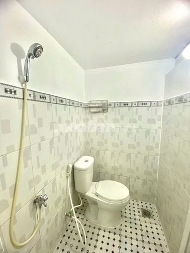 PHÒNG GẦN ĐẠI HỌC CÔNG THƯƠNG GIÁ CHỈ 3TR