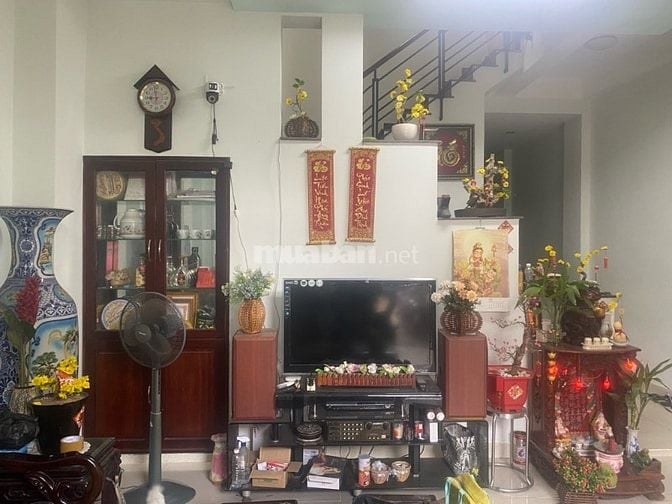 CẦN BÁN GẤP NHÀ 3 LẦU PHƯỚC KIỂN – XE HƠI VÀO TẬN NHÀ NHỈNH 6T