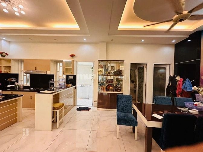 Tin Thật - Nhà Y HÌnh- chỉ 23 tỷ - Hẻm 8m 1 trục Phan Đăng Lưu- 4 tầng