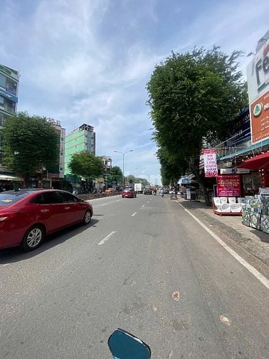 Bán nhà MT Lê Trọng Tấn ngay ĐH Công Thương,dt 4x19m c4,giá 14,9 tỷ TL