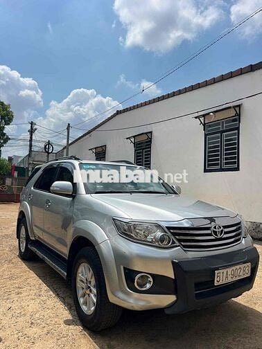 Toyota Fortuner 2014 2.7V