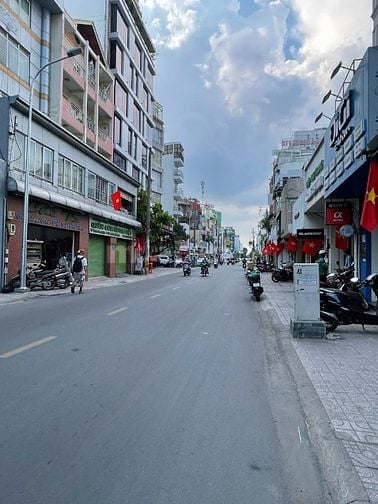 Bán nhà MT Trần Huy Liệu, Phú Nhuận - 120m2 (8 x 15) - 4 Tầng - 30 tỷ 