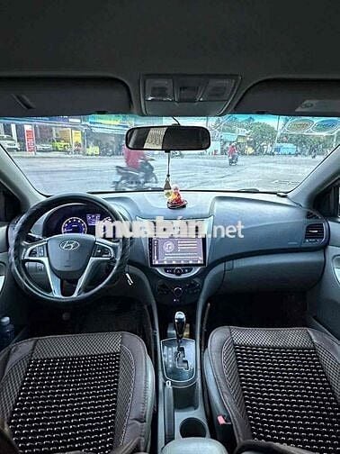 Hyundai Accent 2011 1.4 AT - 168000 km