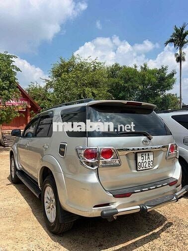 Toyota Fortuner 2014 2.7V
