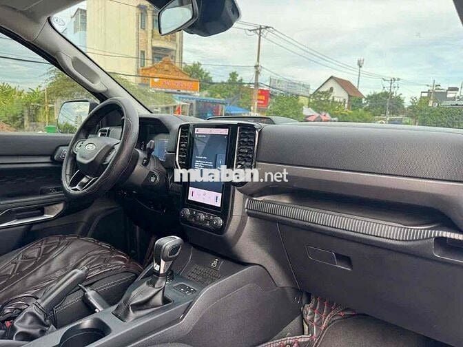 Ranger 2023 XLT 2 Cầu Xe Bán Tại Hãng Ford