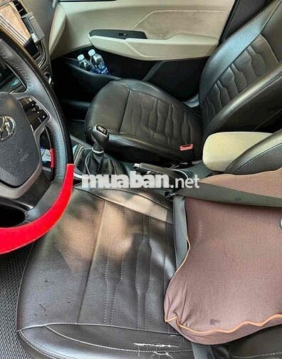 Hyundai Accent 2021 1.4 MT Tiêu chuẩn - 90000 km