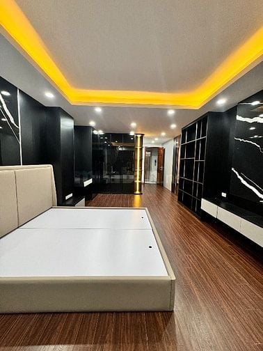 Bán nhà chính chủ 299 Đền Lừ 50mx6 tầng thang máy, ô tô vào nhà kd dc