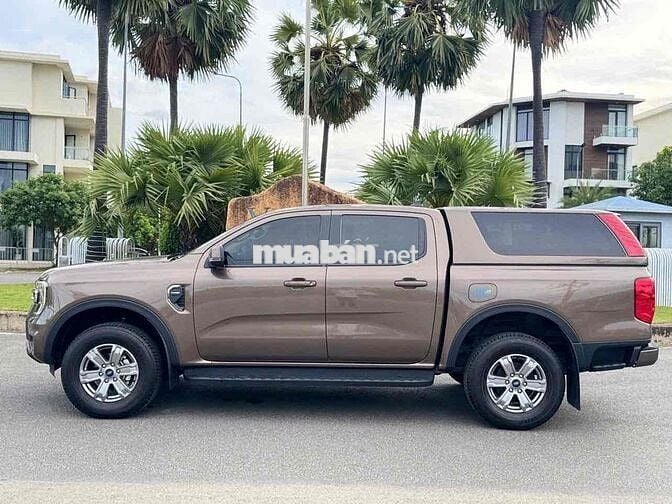 Ranger 2023 XLT 2 Cầu Xe Bán Tại Hãng Ford