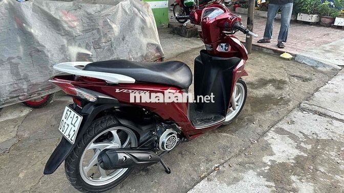 Honda Vision 2018 đỏ đô ( hỗ trợ góp )