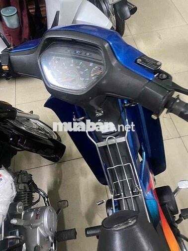 wave xanh ( tàu nhanh ) đổ xăng là chạy