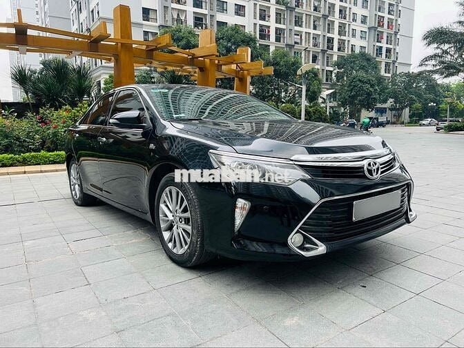 Toyota Camry 2.5Q 8 vạn km zin xuất sắc 100%
