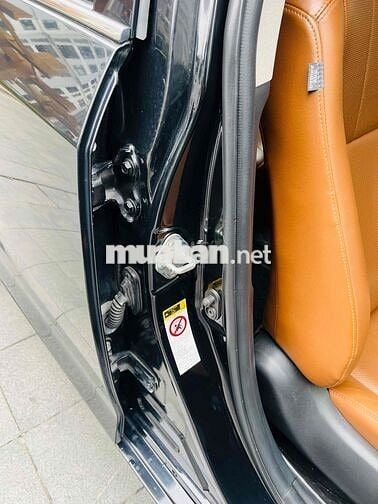 Toyota Camry 2.5Q 8 vạn km zin xuất sắc 100%