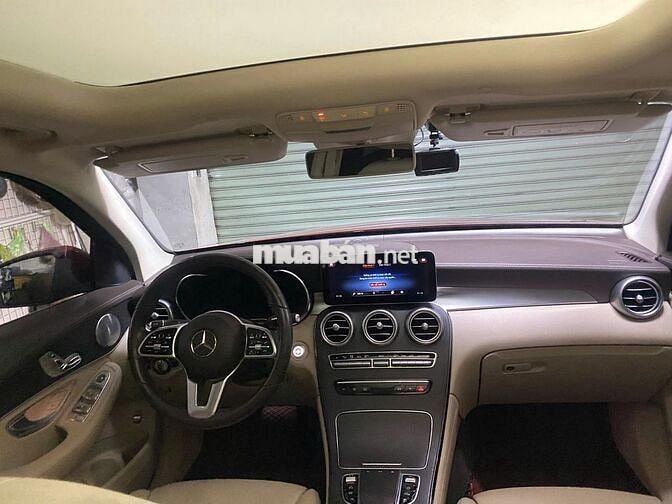 Mercedes Benz GLC 2020 300 4MATIC - 72000 km
