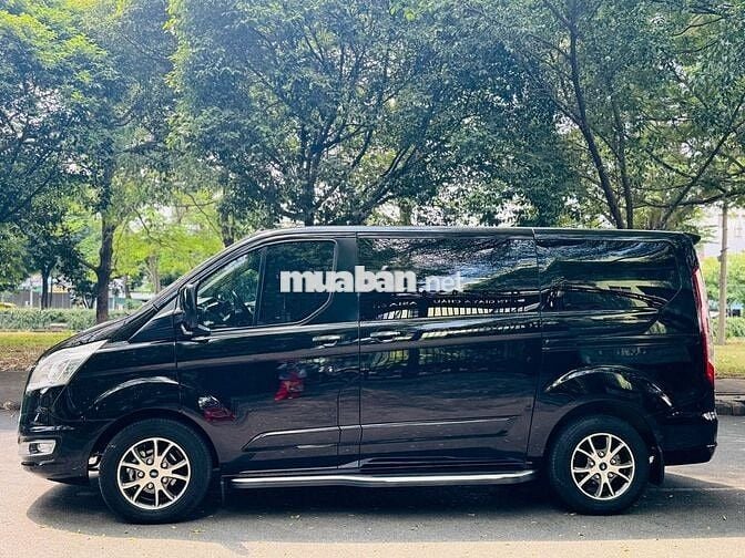 ✅Ford Tourneo 2019 Titanium - 81000 km Chính Hãng