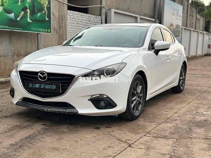 Mazda 3 2016 1.5 AT Sedan - 136000 km