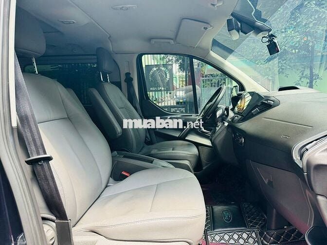 ✅Ford Tourneo 2019 Titanium - 81000 km Chính Hãng