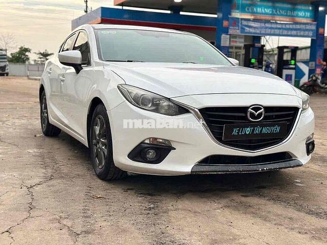 Mazda 3 2016 1.5 AT Sedan - 136000 km