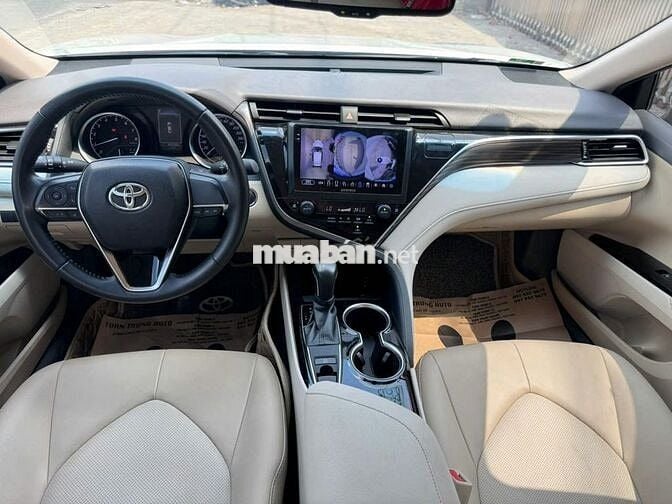 Toyota Camry 2021 2.0G - 43000 km