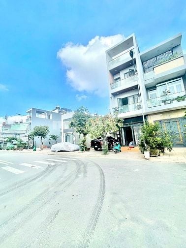 Sang lô đất quận 76m- full thổ - đường nhựa lớn thông Hương Lộ 2-Mã Lò