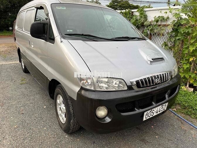 Hyundai Starex 2002 xe chất