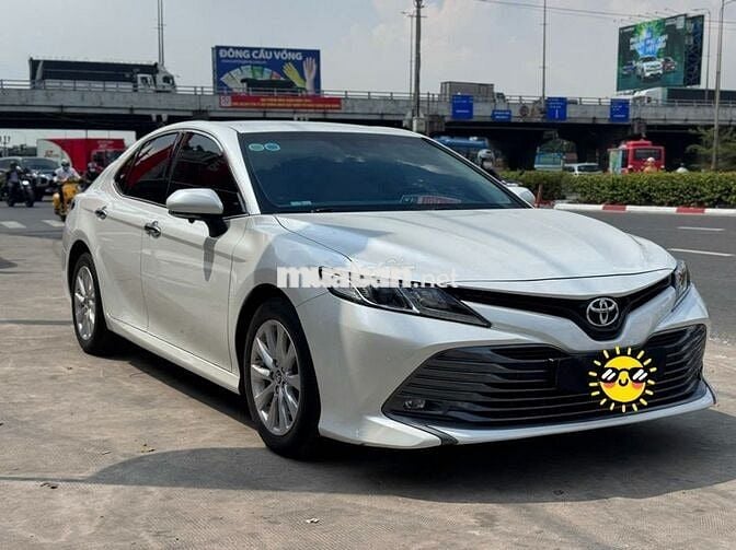 Toyota Camry 2021 2.0G - 43000 km