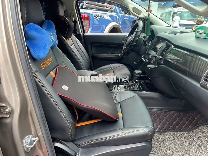 Ford Everest 2019 Ambient 2.0L AT - 75000 km