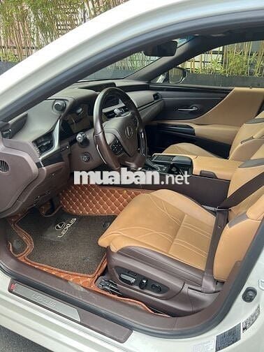 Lexus ES 2021 250 - 11000 km