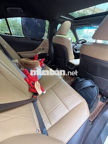 Lexus ES 2021 250 - 11000 km