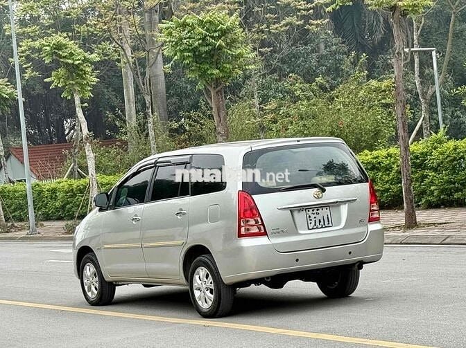 Toyota Innova 2007 G - 138000 km