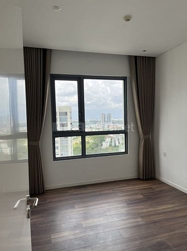 Bán căn hộ 3 phòng ngủ Đảo Kim Cương Quận 2, view hồ bơi, giá tốt