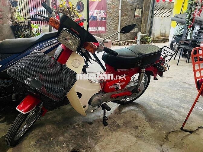 SIEU XE DD CUB ÊM RU CHẠY ĐI LÀM HÀNG NGÀY BIỂN557