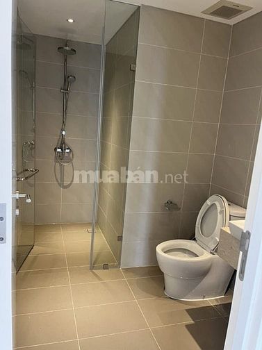 Bán căn hộ 3 phòng ngủ Đảo Kim Cương Quận 2, view hồ bơi, giá tốt