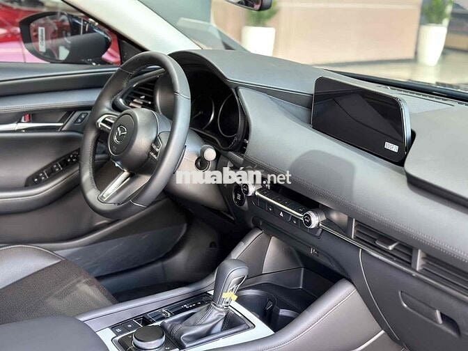 Mazda 3 2024 1.5L Luxury