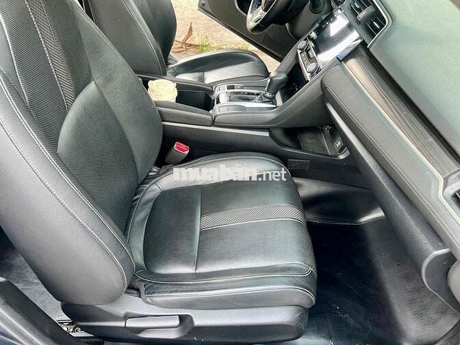 Honda Civic 2021 1.8G một chủ BH 2027 hay 150.000k