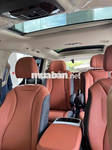 Carnival giảm 80 triệu xe sẵn giao