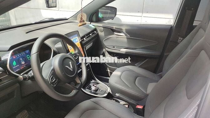 VinFast VFe34 2022 - 16800 km