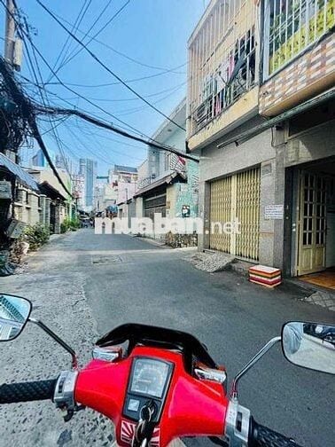 SIEU XE DD CUB ÊM RU CHẠY ĐI LÀM HÀNG NGÀY BIỂN557
