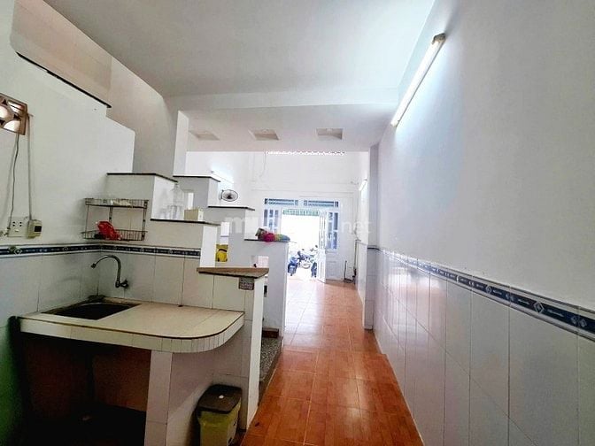 QUẬN 8 GIÁP Q6, Q5 HẺM Ô TÔ 7M DT 68M2 (4*17), NHÀ MỚI Ở NGAY. KO QH