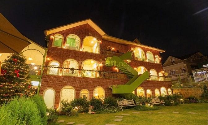 BÁN VIlLA CHÂU ÂU CAO CẤP GIỮA LÒNG ĐÀ LẠT