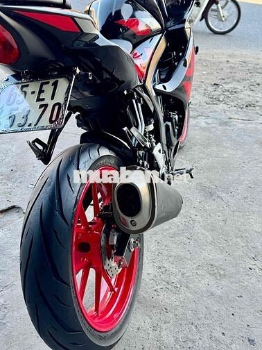 Suuzki GsxR150 xe đẹp, lướt , zin mới về