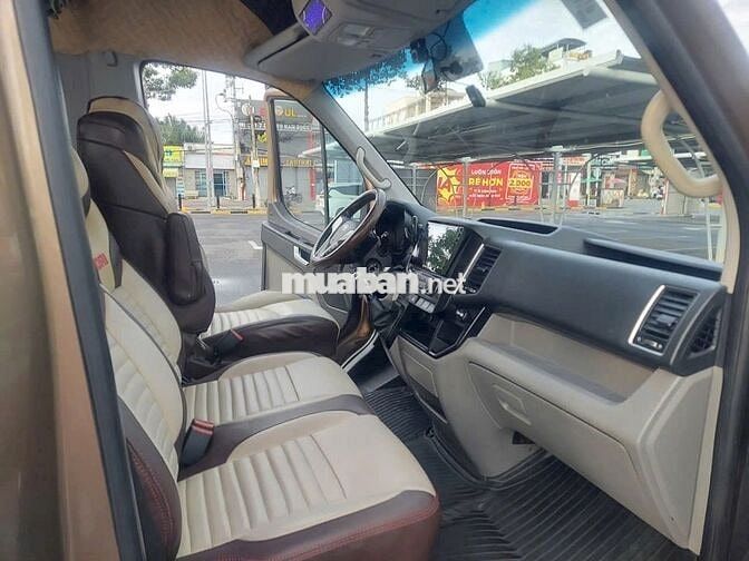 Hyundai Solati 2019 - 16 CHỖ ĐẸP