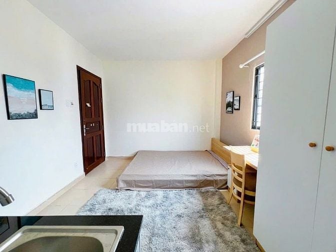 CHDV, Lê Hồng Phong, P12, Q10. 5tr5/tháng.22m2, có cửa sổ.