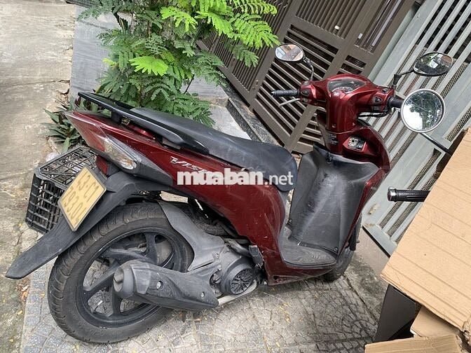 Vision 2018 màu đỏ
