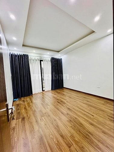 Nhà 52m2, nở hậu chỉ dưới 14.49 tỷ, tiện kinh doanh văn phòng