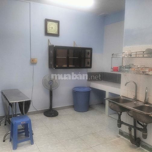 Cho thuê mặt bằng kinh doanh kết hợp ở, DT 4x13m, giá thuê 13tr/Tháng